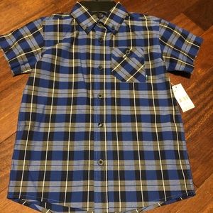 NWT Boys shirt sleeve button down shirt